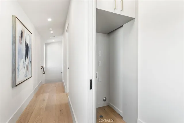 $3,500,000 | 305-5 Fernleaf Avenue, Corona del Mar, CA 92625