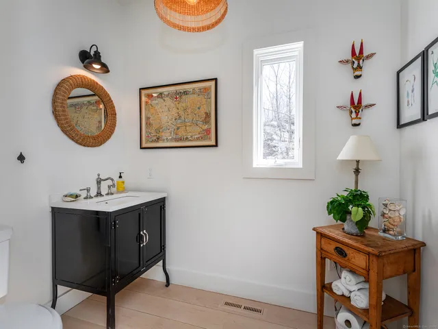 a view of a workspace with furniture