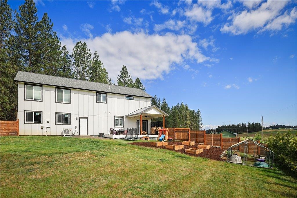 5710 East Greenbluff Road Colbert, WA 99005 - Photo 42 of 49