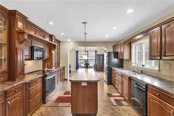 $319,900 | 219 Pine Hill Road, Shelocta, PA 15774