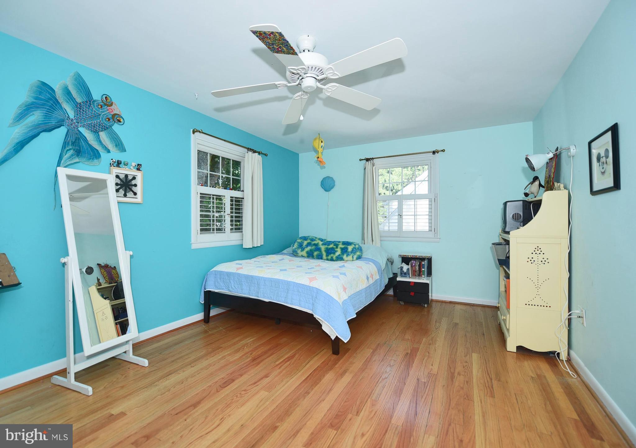 806 Stoneleigh Road Baltimore, MD 21212 - Photo 20 of 29 Second Bedroom