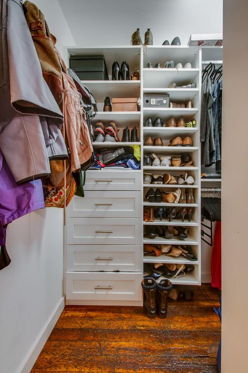1350 Rosa L Parks Boulevard, Unit 340 Nashville, TN 37208 - Photo 9 of 18 a view of walk in closet with empty racks