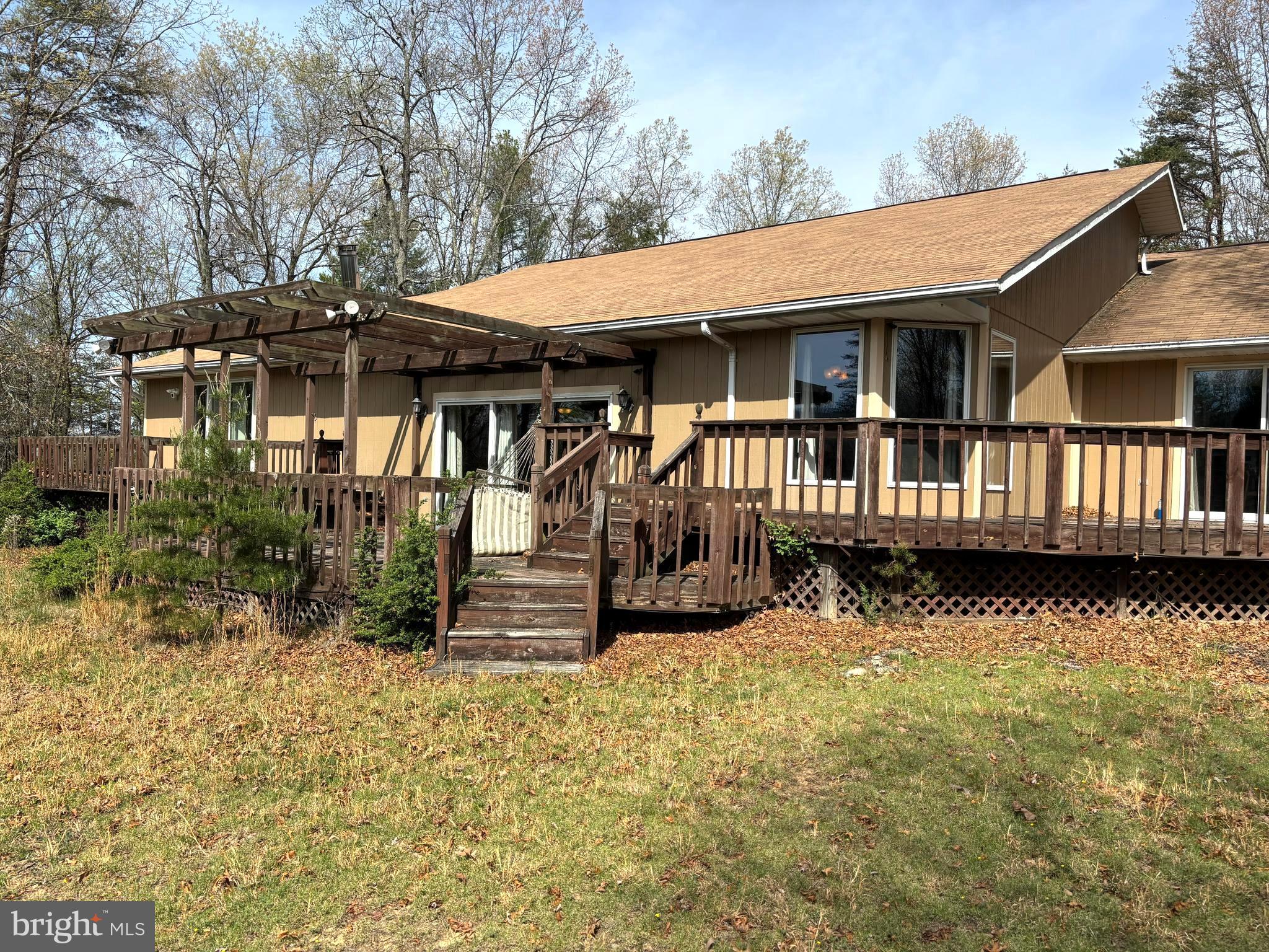 207 Sky Ridge Road High View, WV 26808 - Photo 4 of 37 Cack of house