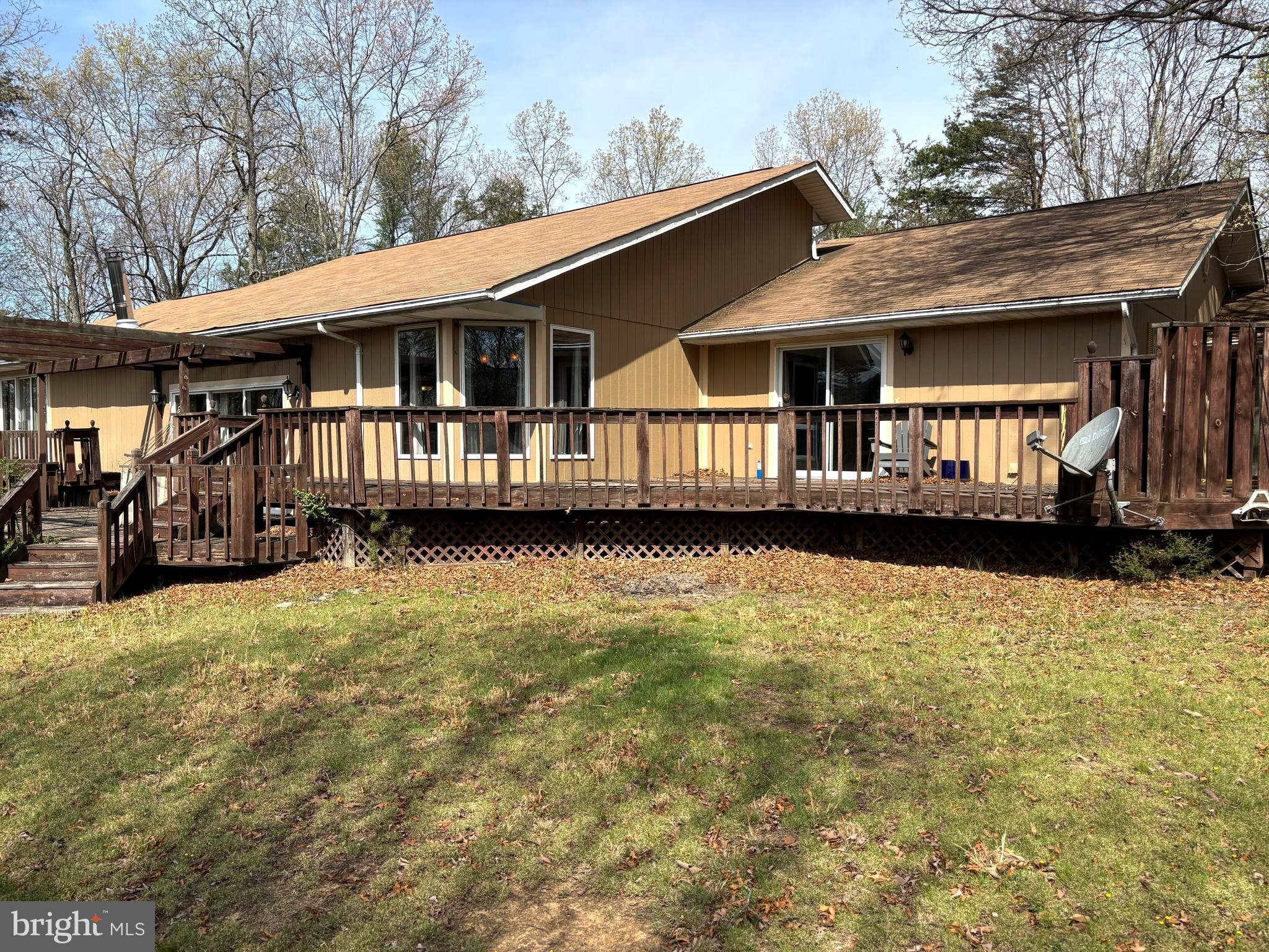 207 Sky Ridge Road High View, WV 26808 - Photo 5 of 37 Back of house