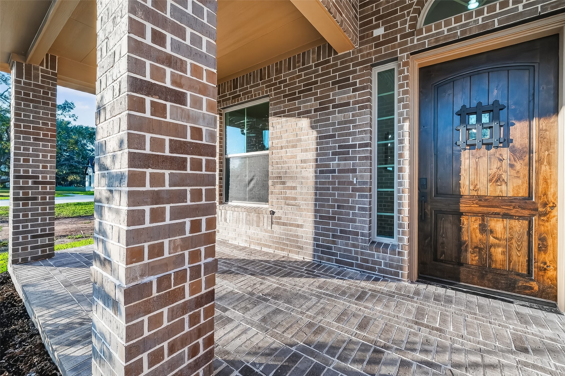 350 Lakeland Circle Rosharon, TX 77583 - Photo 4 of 49