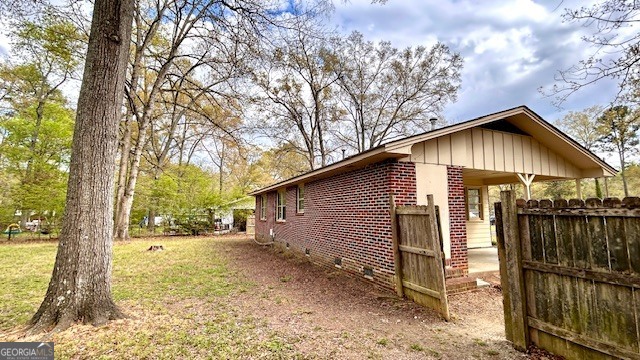 13 Eugenia Circle Rome, GA 30165 - Photo 4 of 19 a front view of a house with a yard