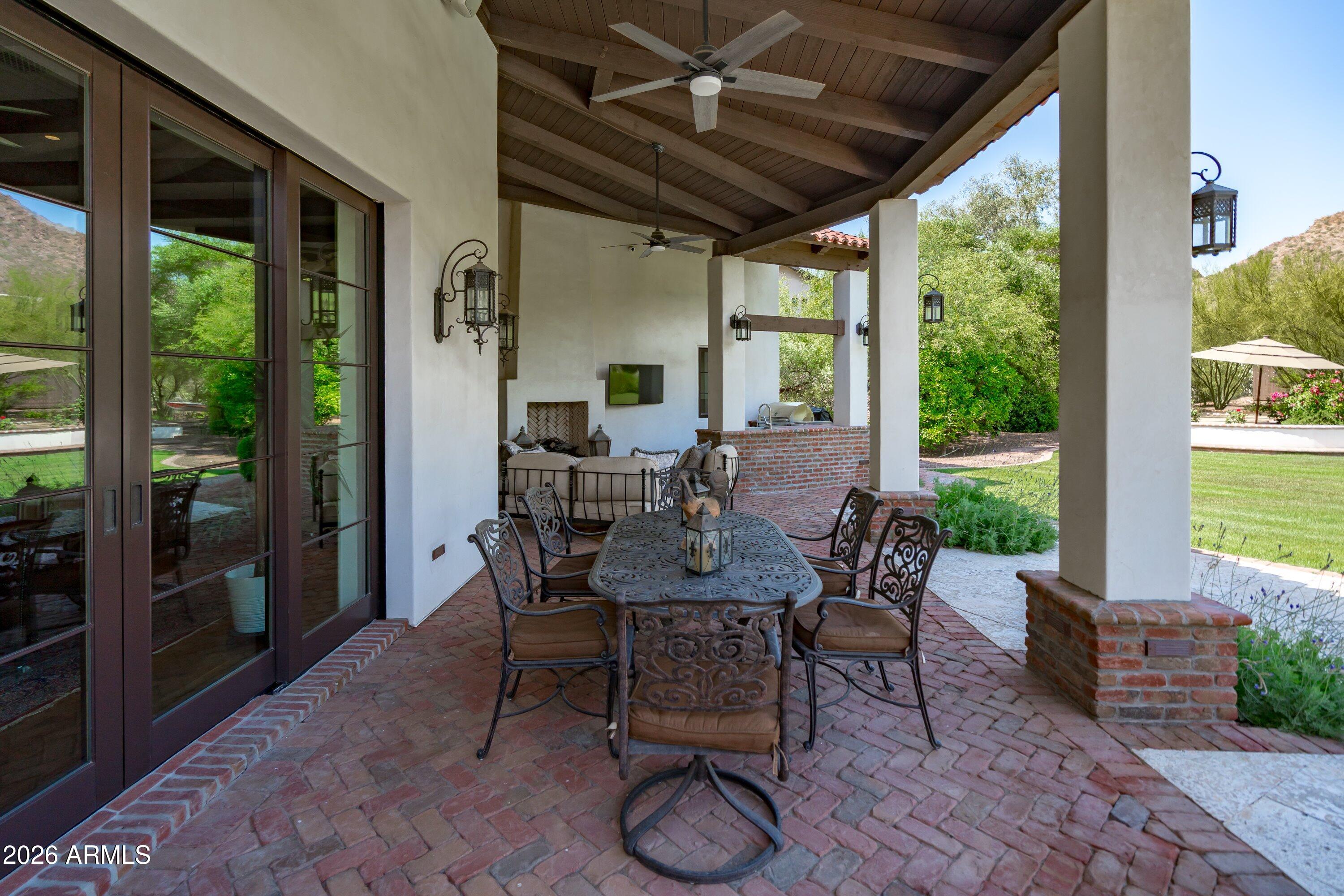 5434 East Camel Hill Road Phoenix, AZ 85018 - Photo 104 of 147 108-Patio Area