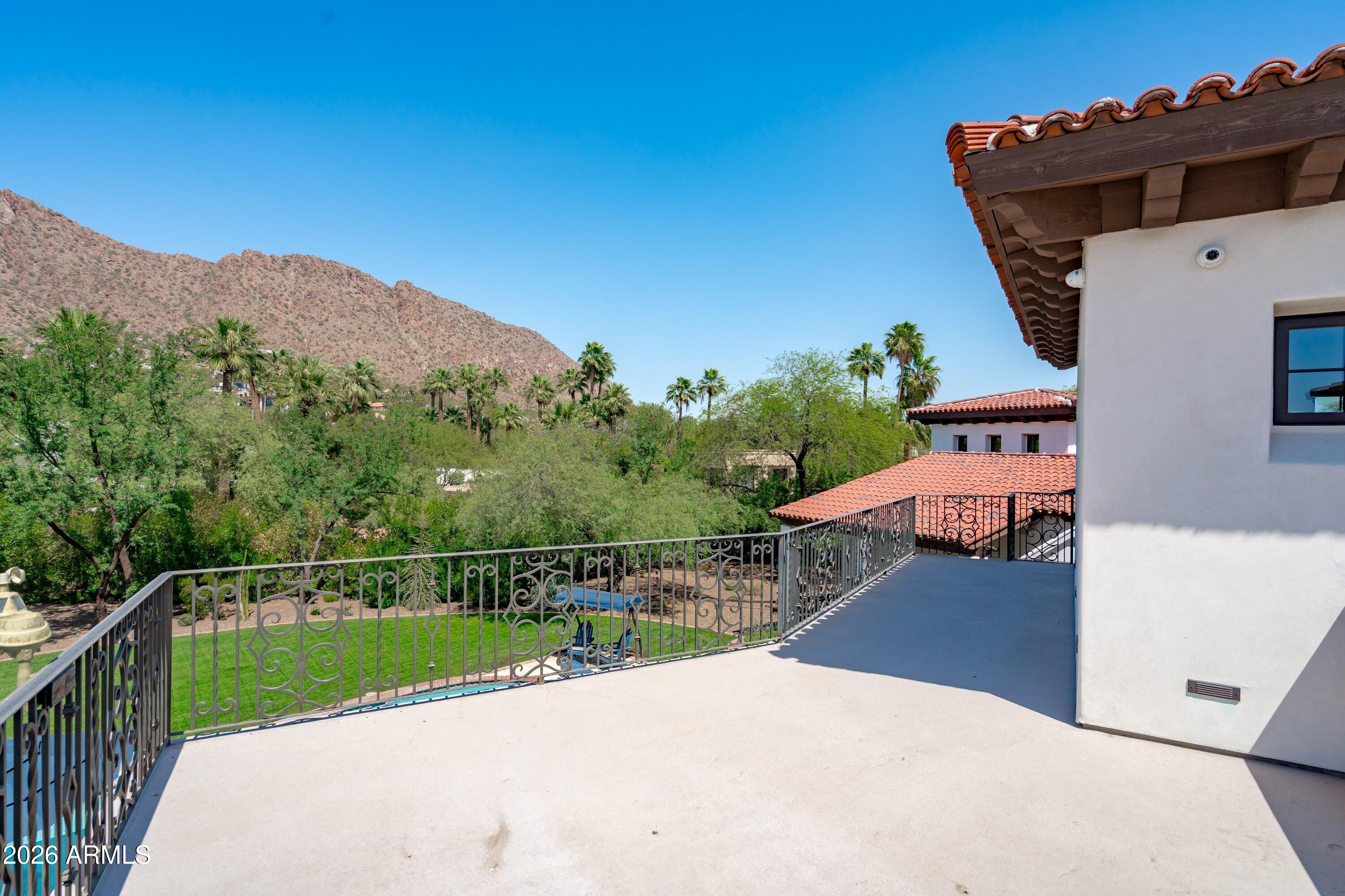 5434 East Camel Hill Road Phoenix, AZ 85018 - Photo 113 of 147 117-Upper Deck View