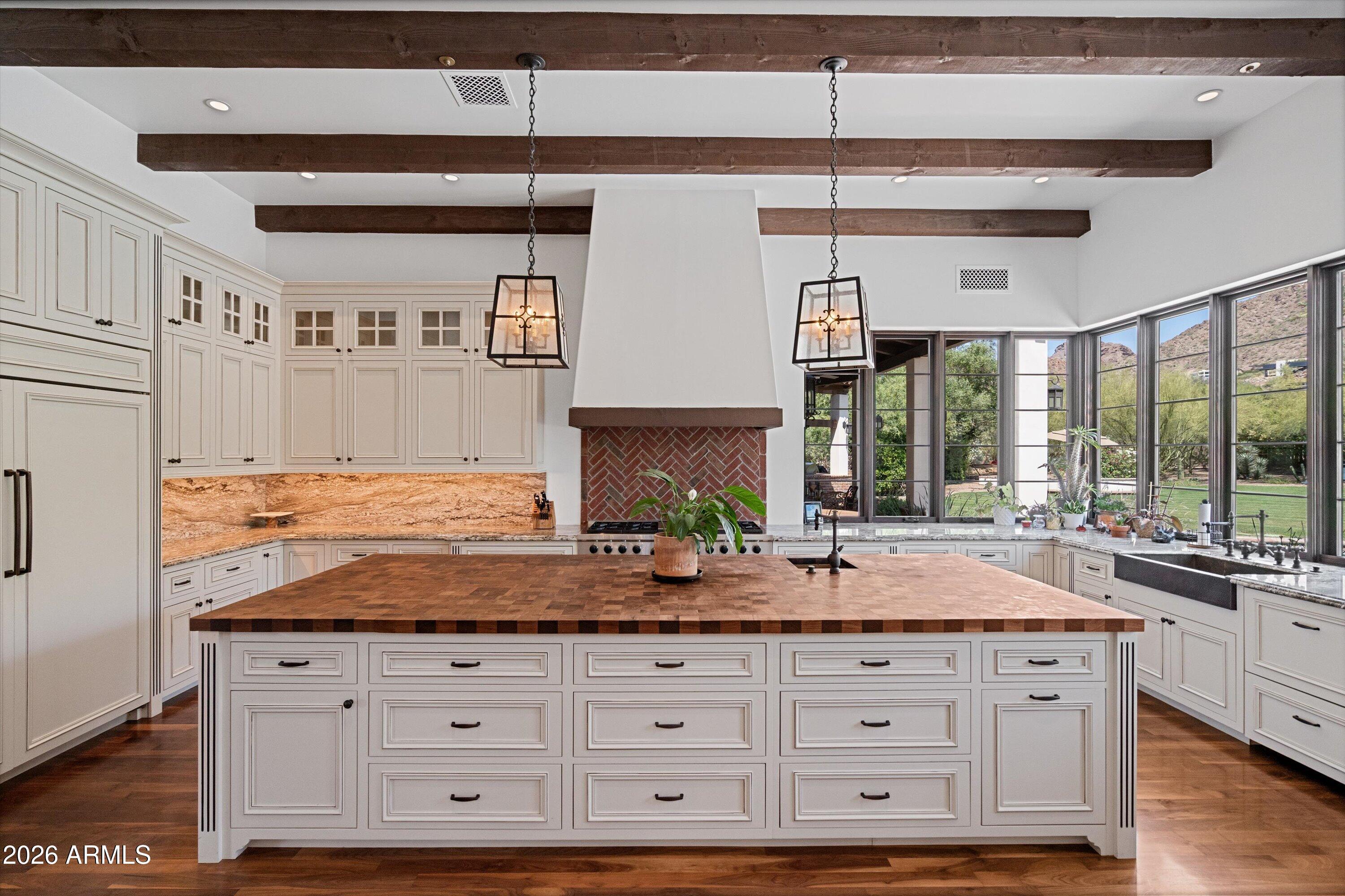 5434 East Camel Hill Road Phoenix, AZ 85018 - Photo 27 of 147 027-Kitchen
