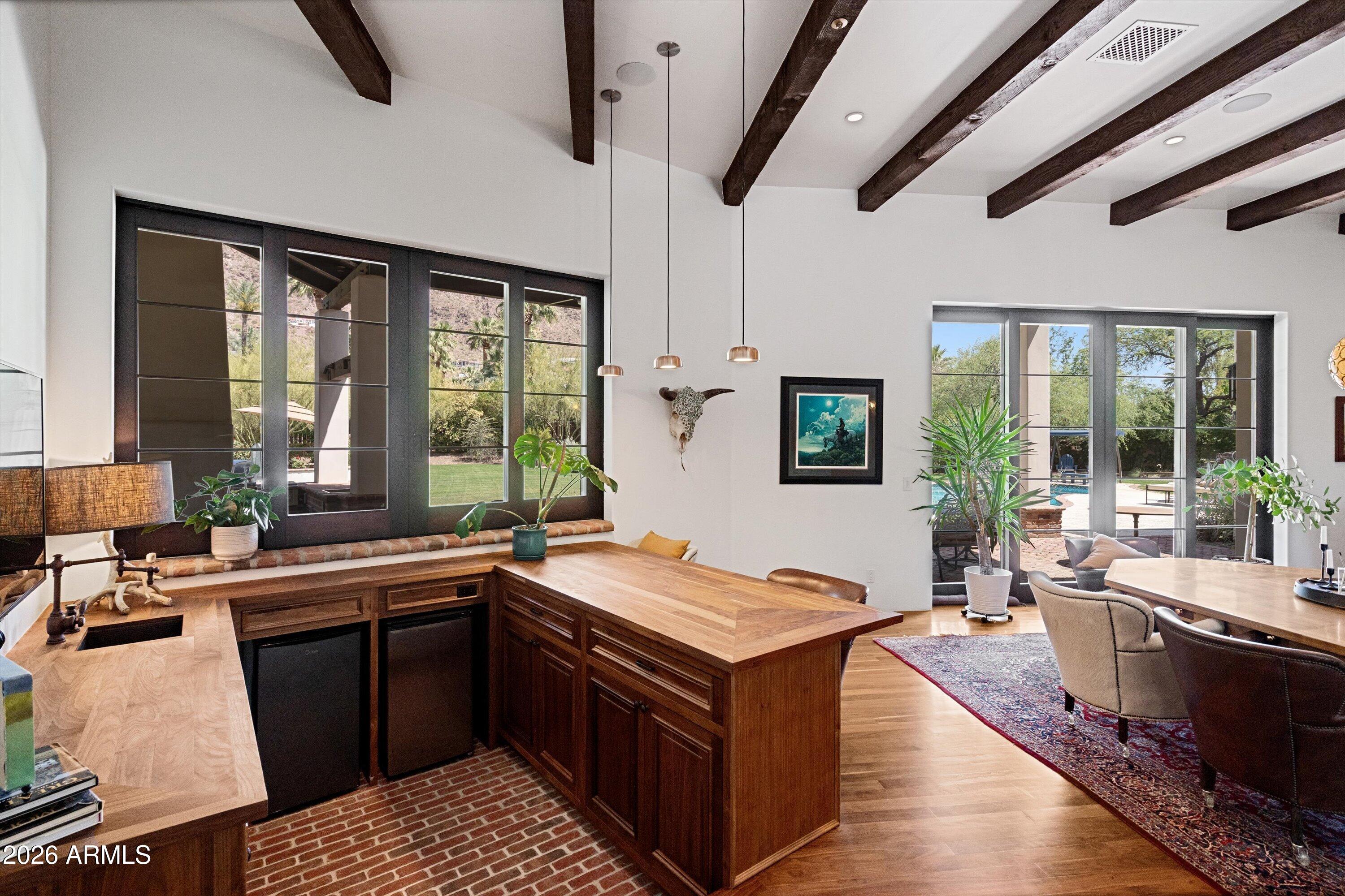 5434 East Camel Hill Road Phoenix, AZ 85018 - Photo 43 of 147 043-Family Room and Bar