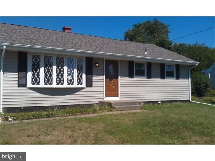 4 Sun Valley Road Hamilton Square, NJ 08690 - Photo 1 of 5