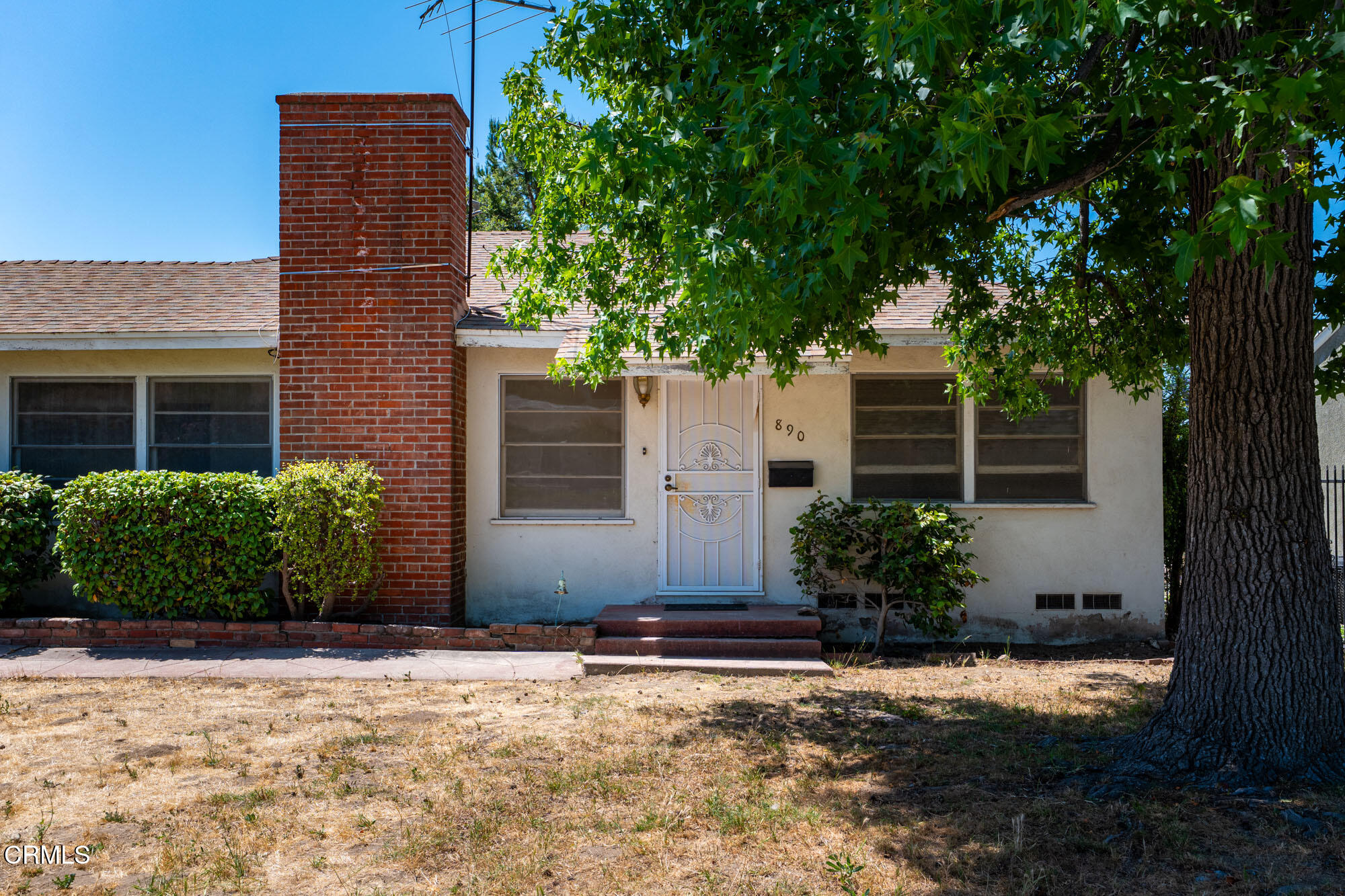 890 Arwin Street Pasadena, CA 91103 - Photo 2 of 40 a view of a house with a yard