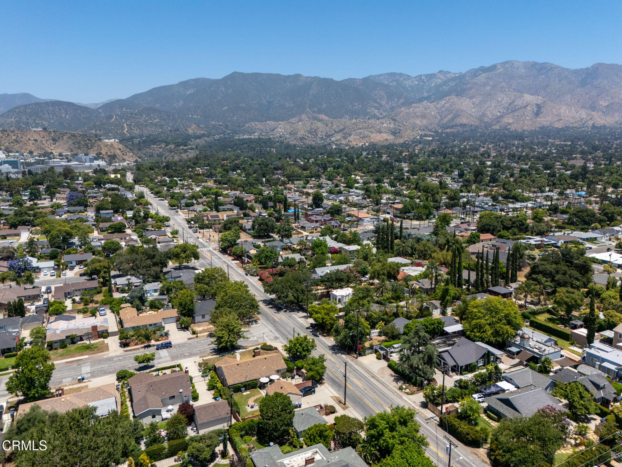 890 Arwin Street Pasadena, CA 91103 - Photo 38 of 40 an aerial view of residential house and green space