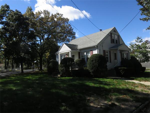 134 Lang Street Springfield, MA 01104 - Photo 11 of 11 Gallery Image 11