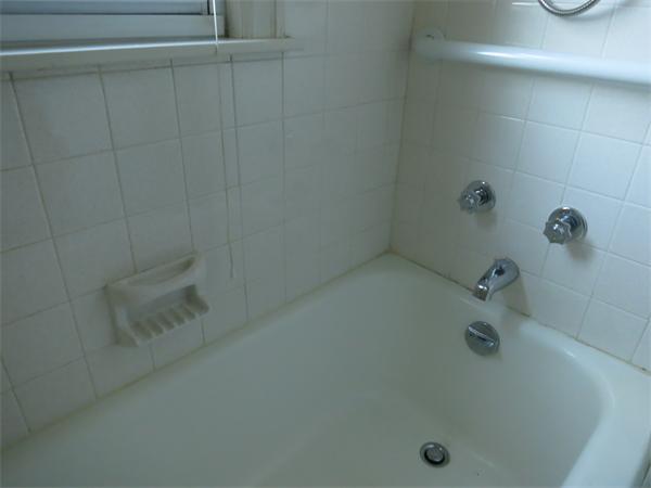 134 Lang Street Springfield, MA 01104 - Photo 9 of 11 Gallery Image 9