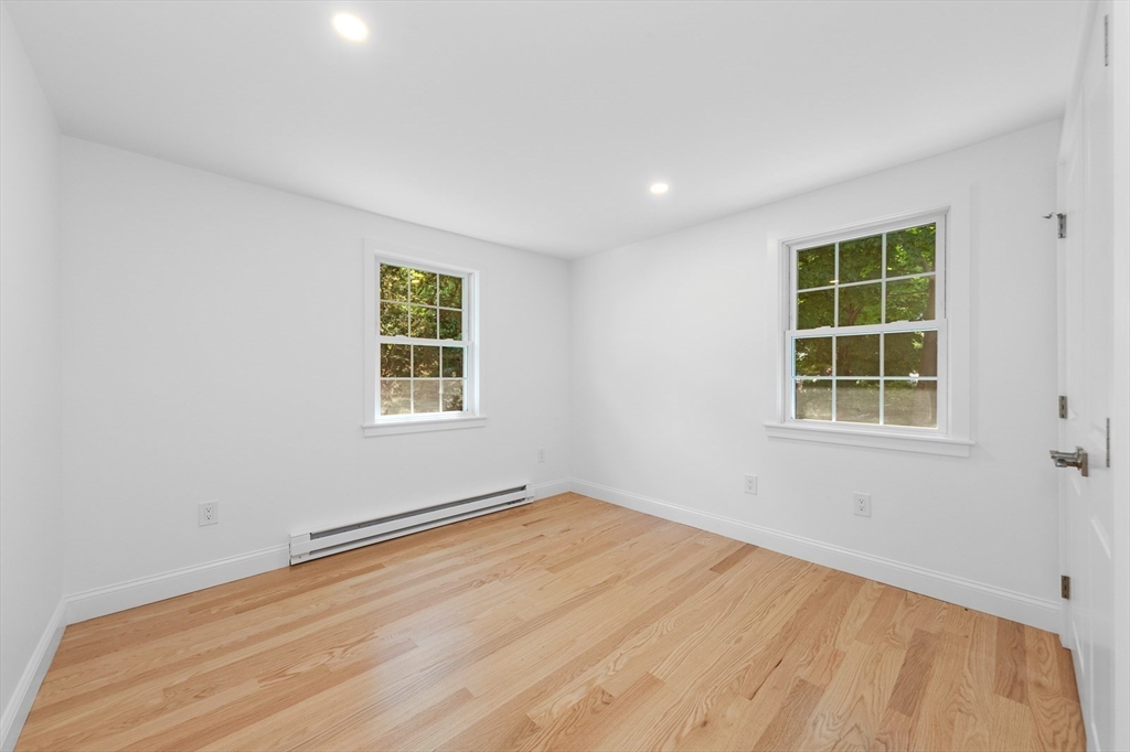 22 Park Street, Unit B Wakefield, MA 01880 - Photo 15 of 29
