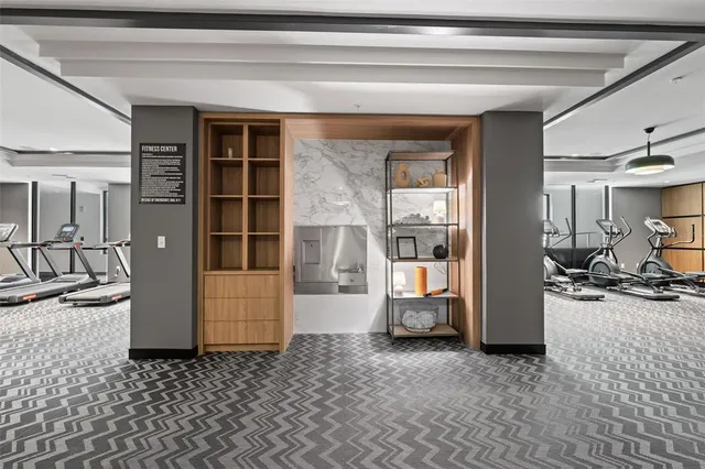 $6,667 | 1991 Main Street, Unit LINKS B1 PH, Sarasota, FL 34236