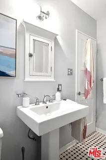 $780,000 | Undisclosed Address, Santa Monica, CA 90403