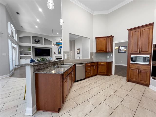 120 Lighthouse Point Slidell, LA 70458 - Photo 7 of 43