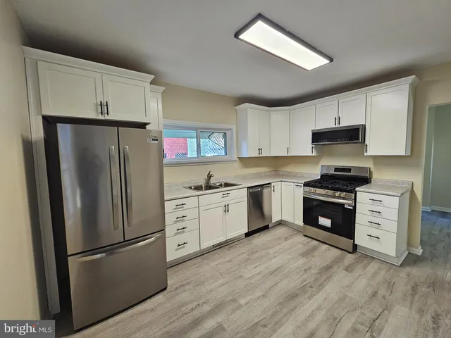 $215,000 | 219 Carroll Street, Cumberland, MD 21502