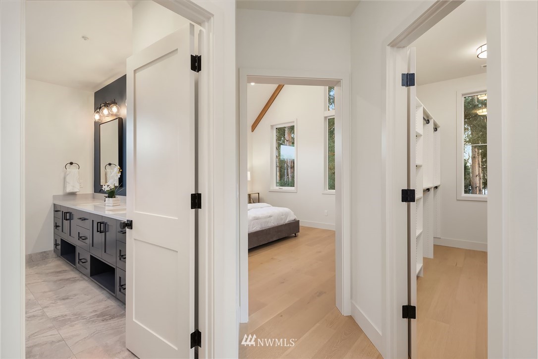 23520 7th Avenue Southeast Bothell, WA 98021 - Photo 7 of 32