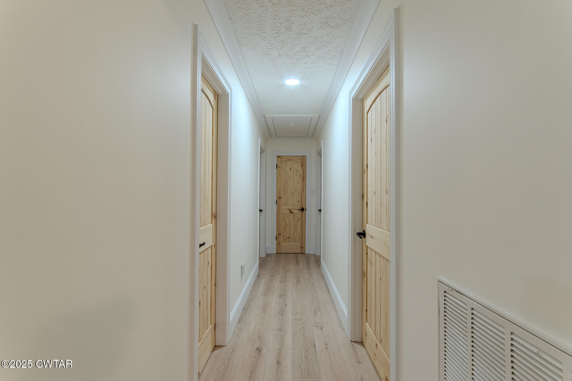 1000 Verles King Road Medon, TN 38356 - Photo 12 of 34 a view of a hallway with wooden floor