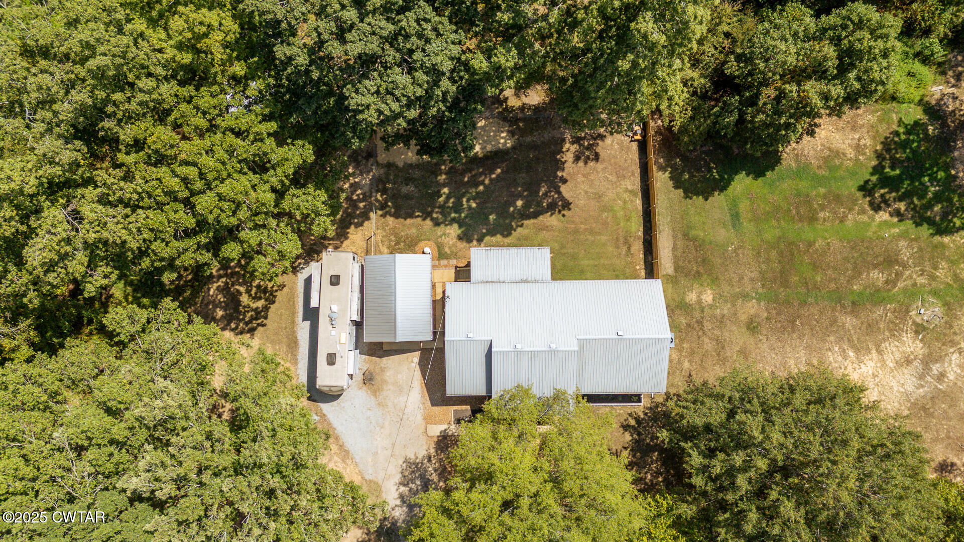 1000 Verles King Road Medon, TN 38356 - Photo 32 of 34 view of a house with a yard
