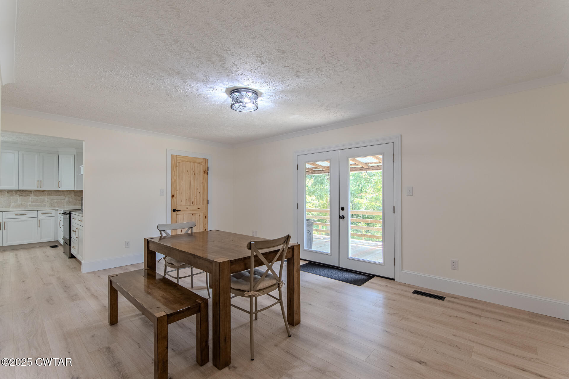 1000 Verles King Road Medon, TN 38356 - Photo 10 of 34 a view of a livingroom with furniture window and wooden floor
