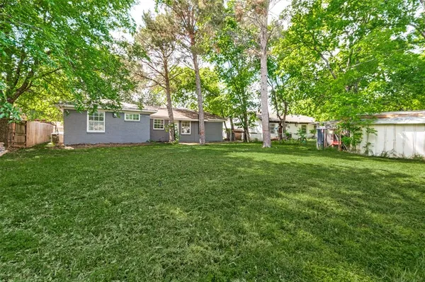 $272,000 | 1625 Proctor Street, Grand Prairie, TX 75051