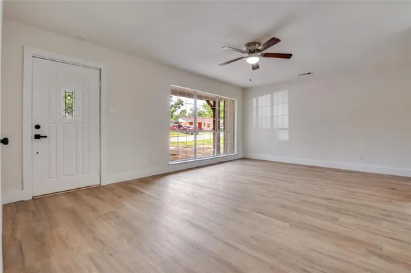 $272,000 | 1625 Proctor Street, Grand Prairie, TX 75051