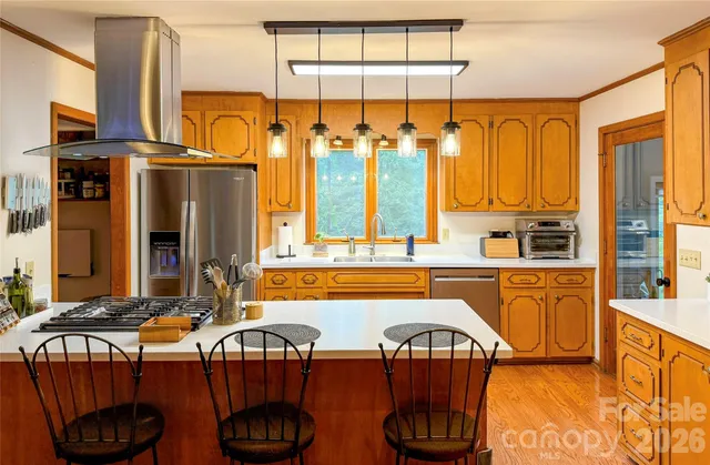 $799,000 | 550 South River Road, Tryon, NC 28782