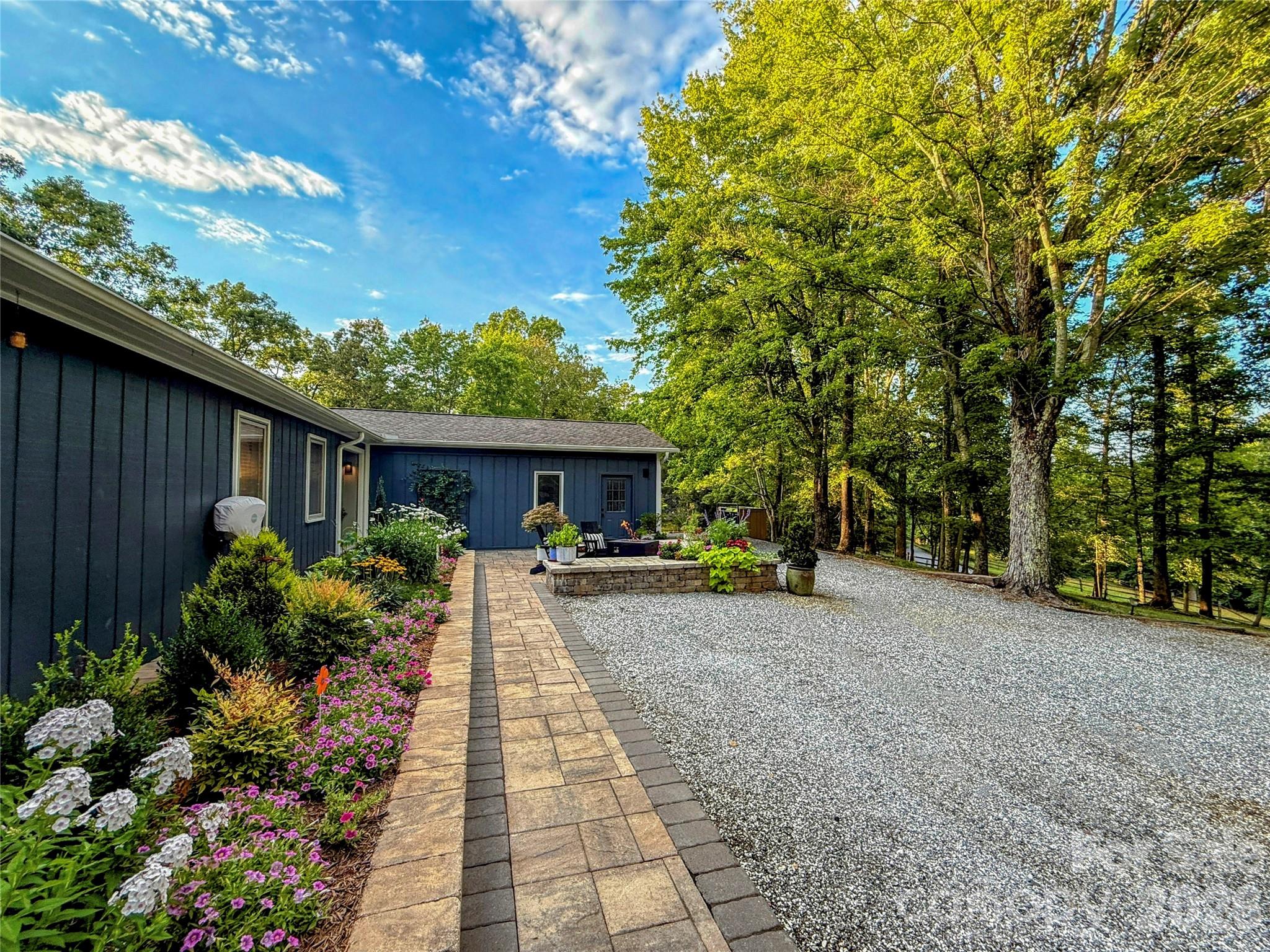 550 South River Road Tryon, NC 28782 - Photo 35 of 41