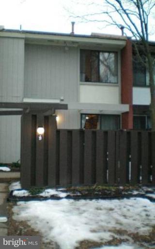 1379 Northgate Square Reston, VA 20190 - Photo 1 of 17 Exterior (Main)