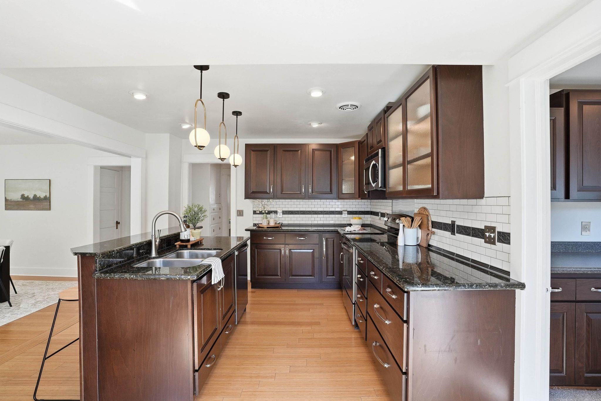 2923 South Manito Boulevard Spokane, WA 99203 - Photo 16 of 47