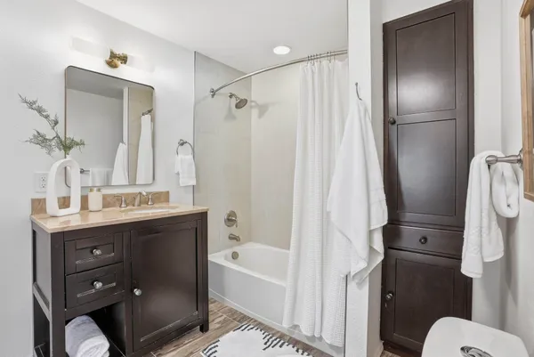 $649,000 | 2923 South Manito Boulevard, Spokane, WA 99203