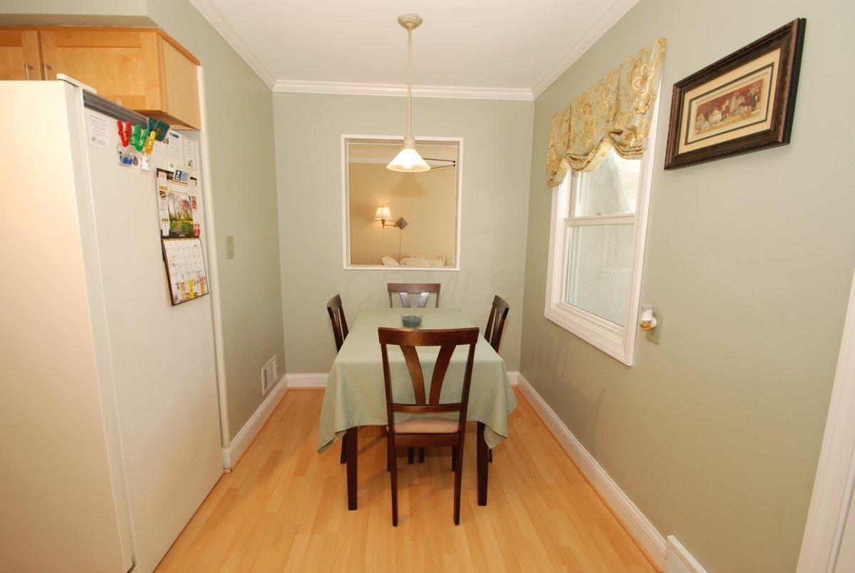 1553 Barrington Road Columbus, OH 43221 - Photo 14 of 37