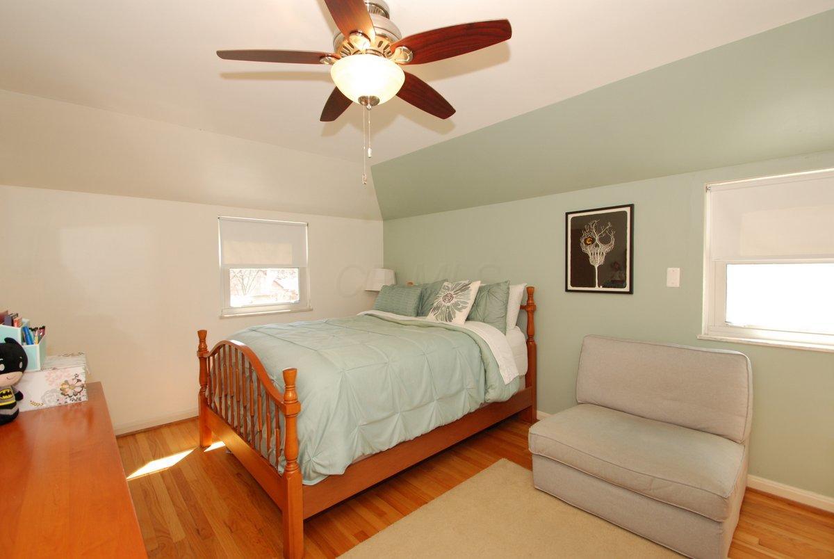 1553 Barrington Road Columbus, OH 43221 - Photo 30 of 37