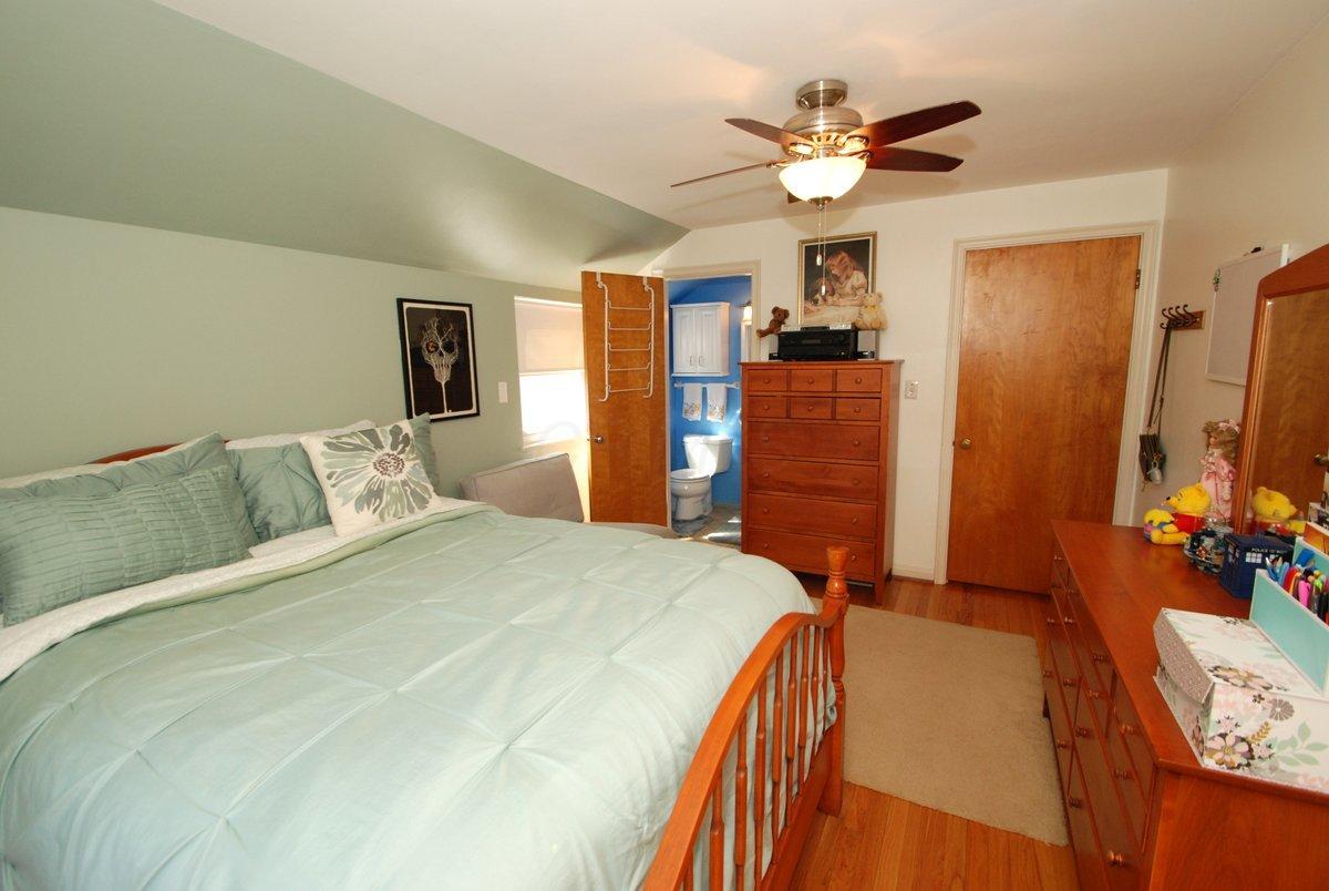 1553 Barrington Road Columbus, OH 43221 - Photo 31 of 37