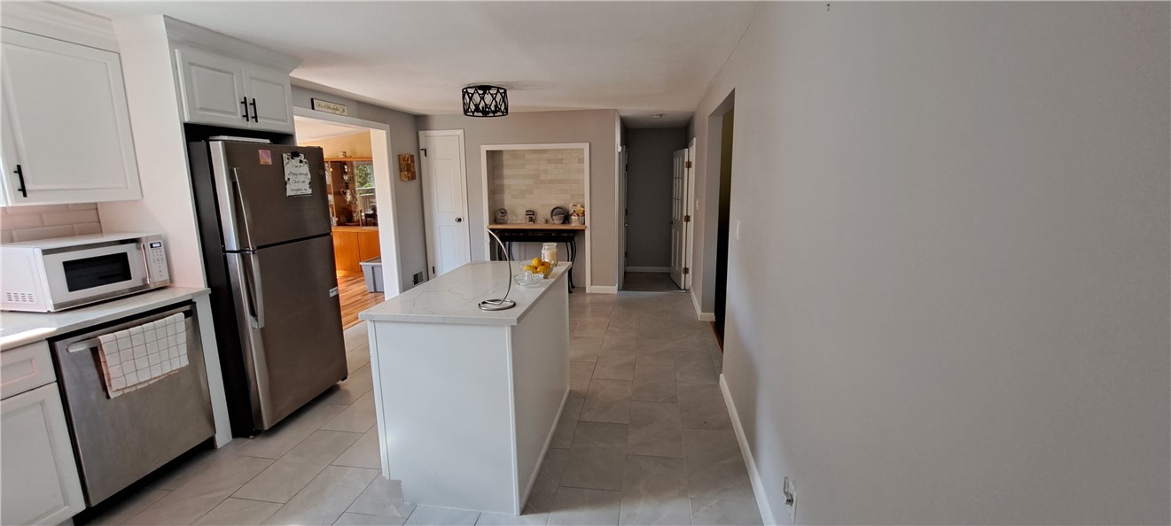 170 Baldwin Road Warwick, RI 02886 - Photo 17 of 32