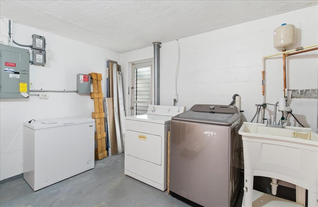 10921 Manchester Road Port Richey, FL 34668 - Photo 23 of 33