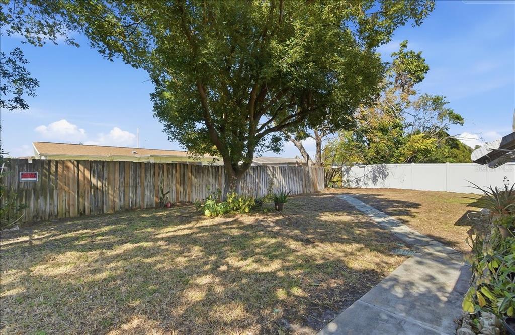 10921 Manchester Road Port Richey, FL 34668 - Photo 25 of 33