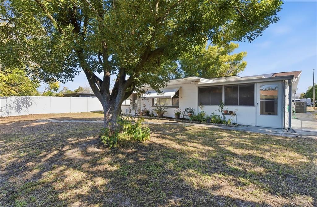 10921 Manchester Road Port Richey, FL 34668 - Photo 26 of 33