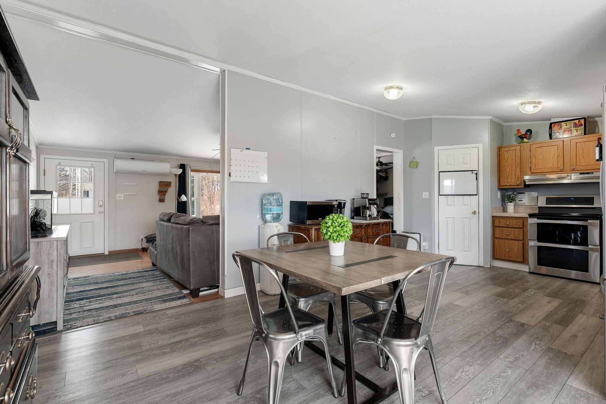 1645 Highgate Road Highgate, VT 05478 - Photo 14 of 39