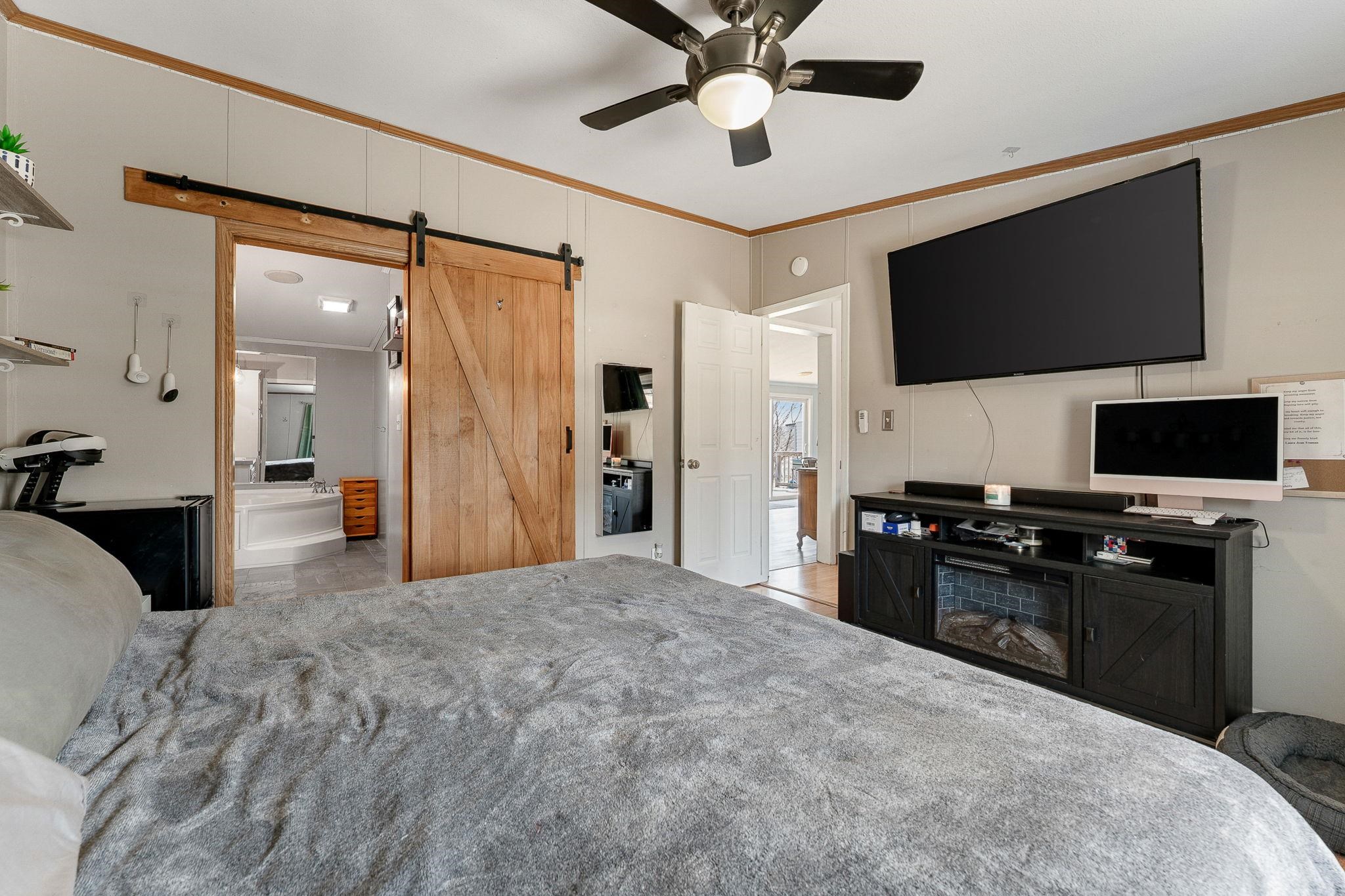 1645 Highgate Road Highgate, VT 05478 - Photo 27 of 39