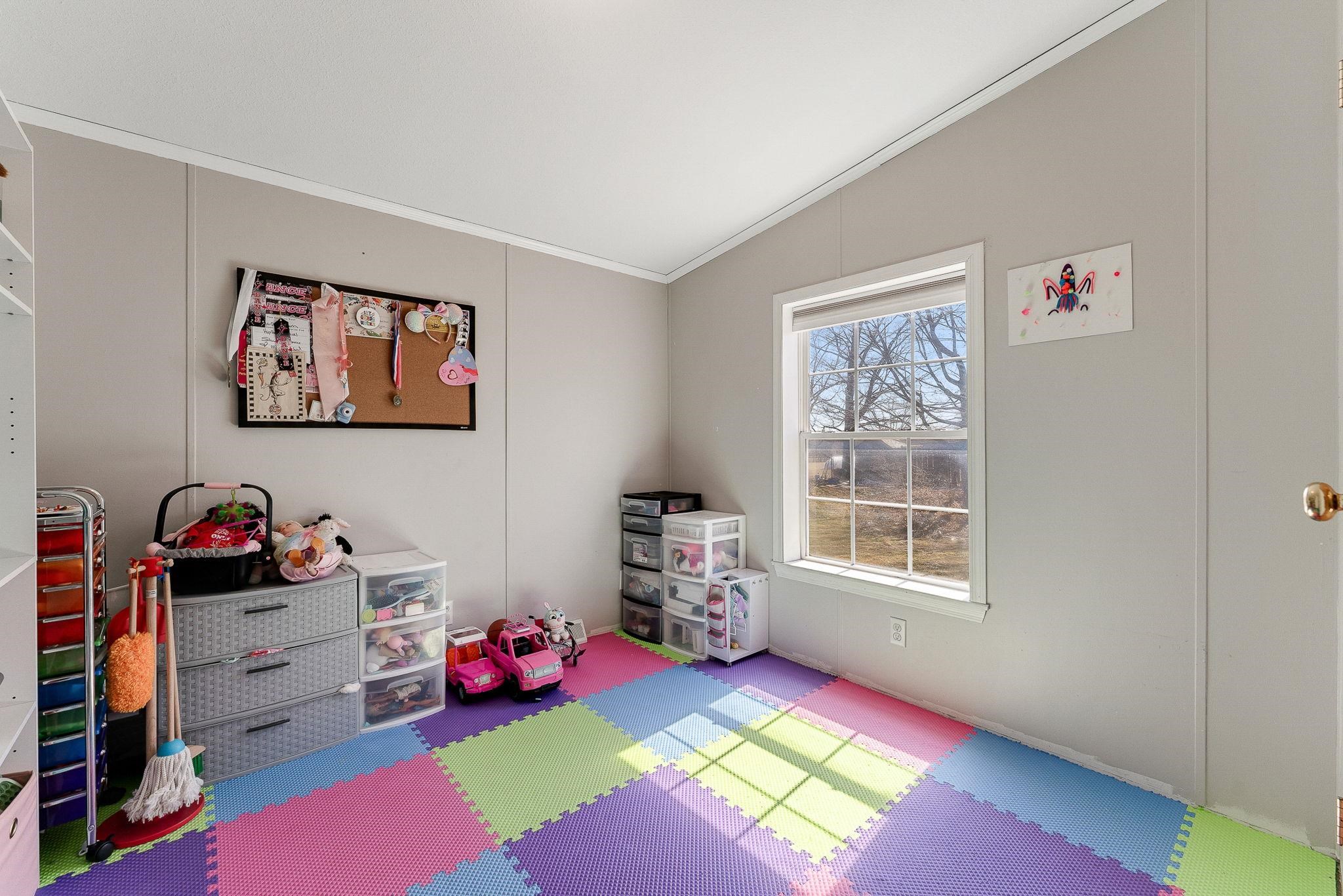 1645 Highgate Road Highgate, VT 05478 - Photo 35 of 39