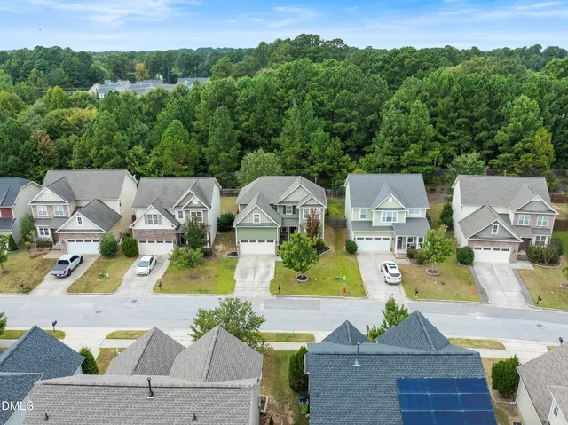 $599,900 | 728 Blossom Bay Lane, Apex, NC 27523