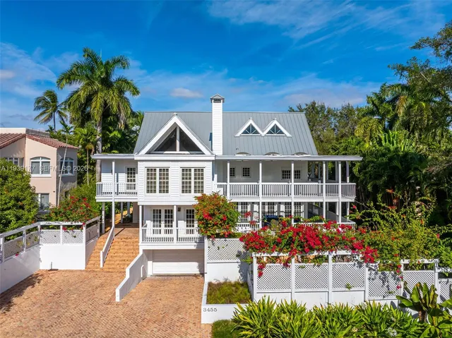 $8,950,000 | 3455 North Moorings Way, Miami, FL 33133