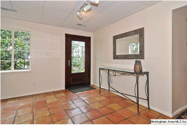 951 Rockford Road Birmingham, AL 35222 - Photo 9 of 31