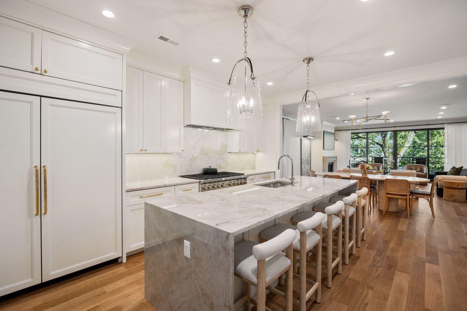2034 North Mohawk Street, Unit 3 Chicago, IL 60614 - Photo 16 of 46 a kitchen with stove and refrigerator