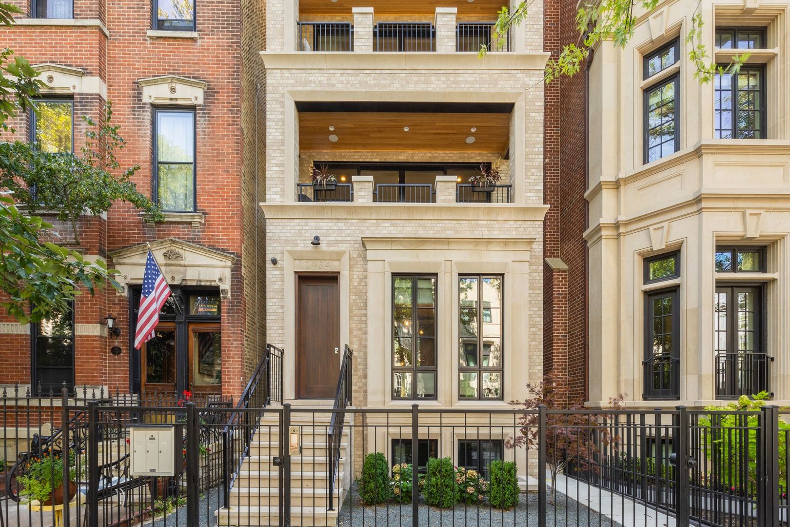 2034 North Mohawk Street, Unit 3 Chicago, IL 60614 - Photo 3 of 46 front view of a brick building